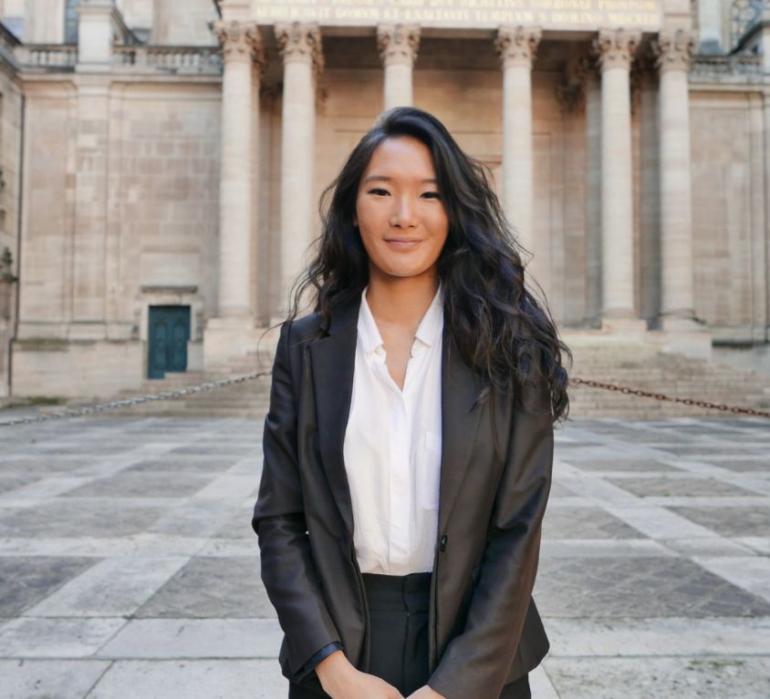 Julianna Lau